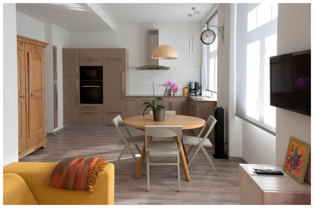 Les Logis De L'Horloger Apartment La Chaux De Fonds ภายนอก รูปภาพ